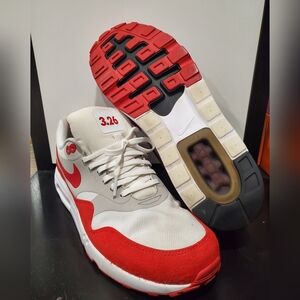 Nike air max 1 air max day